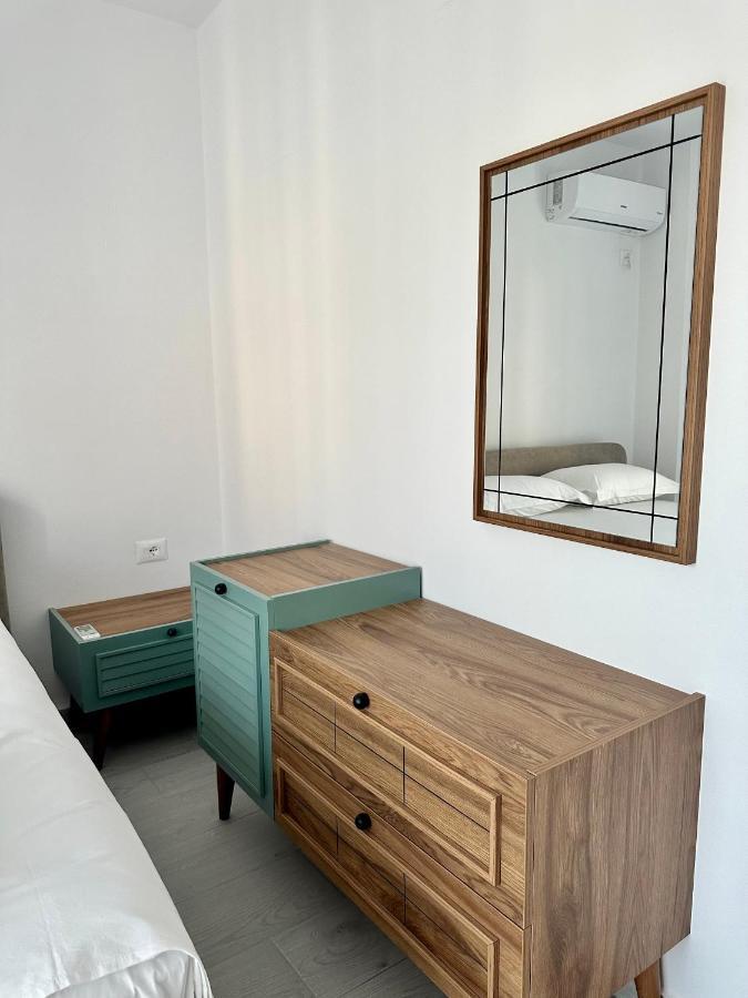 Duka Apartments Sarandë エクステリア 写真