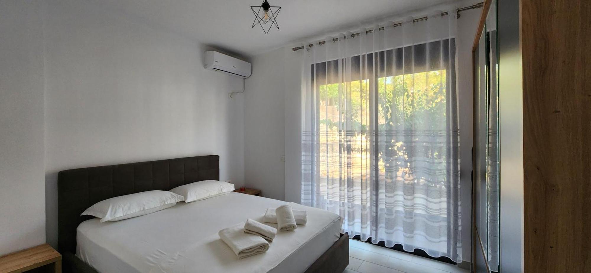 Duka Apartments Sarandë エクステリア 写真