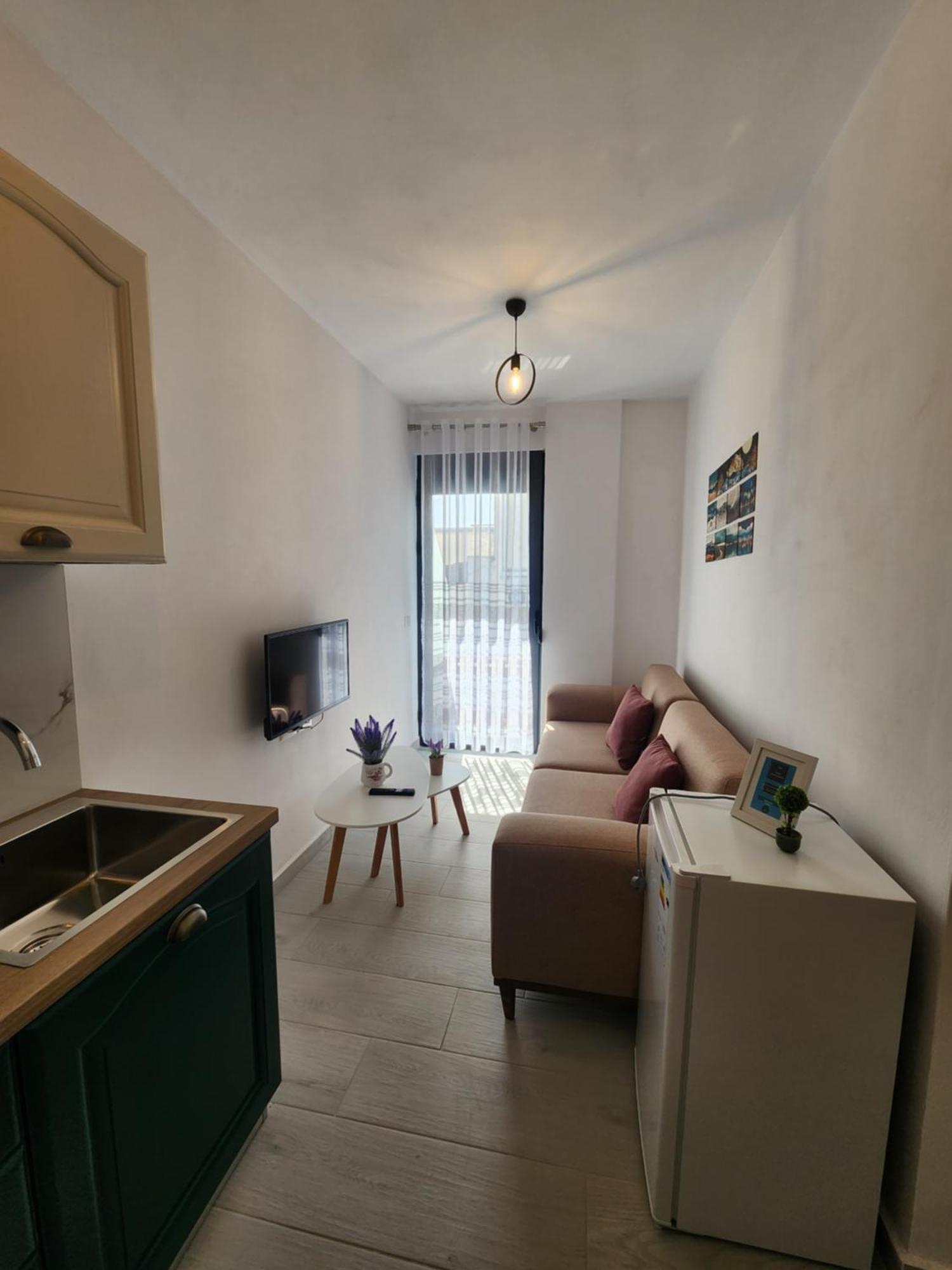 Duka Apartments Sarandë エクステリア 写真